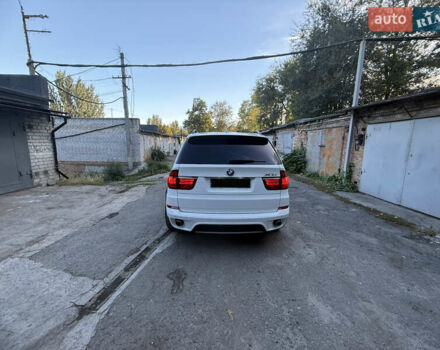 Белый БМВ Х5, объемом двигателя 3.5 л и пробегом 315 тыс. км за 18000 $, фото 4 на Automoto.ua