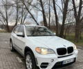 Белый БМВ Х5, объемом двигателя 2.99 л и пробегом 259 тыс. км за 16400 $, фото 6 на Automoto.ua