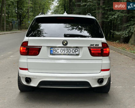 Белый БМВ Х5, объемом двигателя 3 л и пробегом 251 тыс. км за 17800 $, фото 5 на Automoto.ua