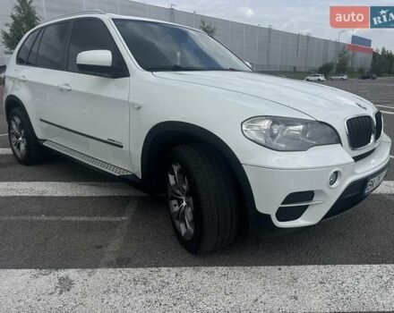 Белый БМВ Х5, объемом двигателя 3 л и пробегом 189 тыс. км за 21500 $, фото 14 на Automoto.ua