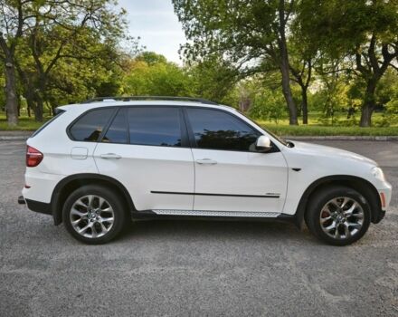 Белый БМВ Х5, объемом двигателя 3 л и пробегом 320 тыс. км за 15000 $, фото 10 на Automoto.ua