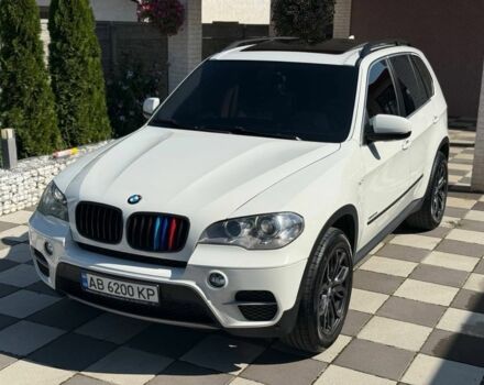 Белый БМВ Х5, объемом двигателя 3 л и пробегом 220 тыс. км за 12500 $, фото 2 на Automoto.ua