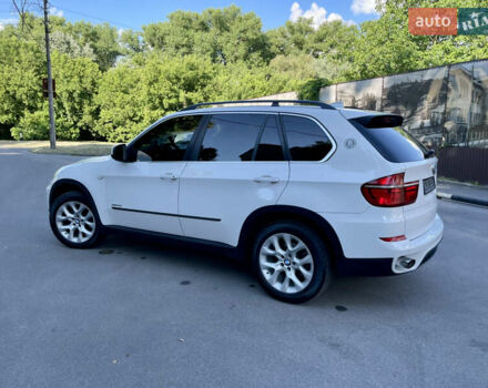 Белый БМВ Х5, объемом двигателя 3 л и пробегом 145 тыс. км за 19000 $, фото 9 на Automoto.ua