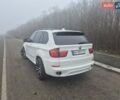 Белый БМВ Х5, объемом двигателя 2.99 л и пробегом 307 тыс. км за 20000 $, фото 2 на Automoto.ua