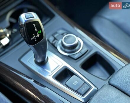 Белый БМВ Х5, объемом двигателя 3 л и пробегом 263 тыс. км за 17490 $, фото 15 на Automoto.ua