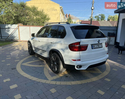 Белый БМВ Х5, объемом двигателя 2.99 л и пробегом 264 тыс. км за 17500 $, фото 4 на Automoto.ua