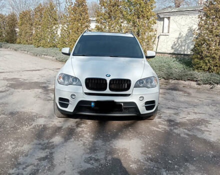 Белый БМВ Х5, объемом двигателя 2.98 л и пробегом 217 тыс. км за 16600 $, фото 1 на Automoto.ua