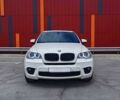 Белый БМВ Х5, объемом двигателя 3 л и пробегом 148 тыс. км за 17000 $, фото 1 на Automoto.ua