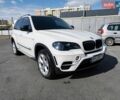 Белый БМВ Х5, объемом двигателя 3 л и пробегом 317 тыс. км за 15999 $, фото 1 на Automoto.ua