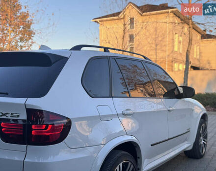 Белый БМВ Х5, объемом двигателя 3 л и пробегом 234 тыс. км за 15800 $, фото 82 на Automoto.ua