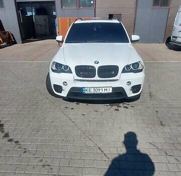Белый БМВ Х5, объемом двигателя 2.99 л и пробегом 185 тыс. км за 21000 $, фото 4 на Automoto.ua