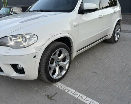 Белый БМВ Х5, объемом двигателя 2.99 л и пробегом 230 тыс. км за 20000 $, фото 2 на Automoto.ua