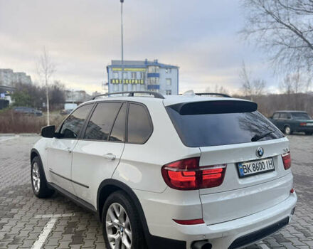 Белый БМВ Х5, объемом двигателя 2.99 л и пробегом 259 тыс. км за 16400 $, фото 3 на Automoto.ua