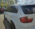 Білий БМВ Х5, об'ємом двигуна 2.98 л та пробігом 290 тис. км за 13000 $, фото 2 на Automoto.ua