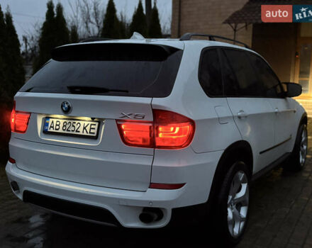 Белый БМВ Х5, объемом двигателя 3 л и пробегом 264 тыс. км за 10900 $, фото 2 на Automoto.ua