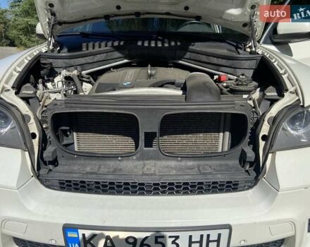 Белый БМВ Х5, объемом двигателя 2.98 л и пробегом 148 тыс. км за 17000 $, фото 28 на Automoto.ua