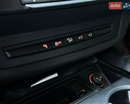 Белый БМВ Х5, объемом двигателя 3 л и пробегом 251 тыс. км за 17800 $, фото 33 на Automoto.ua