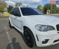 Білий БМВ Х5, об'ємом двигуна 2.98 л та пробігом 290 тис. км за 13000 $, фото 3 на Automoto.ua