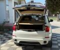 Белый БМВ Х5, объемом двигателя 3 л и пробегом 220 тыс. км за 12500 $, фото 6 на Automoto.ua