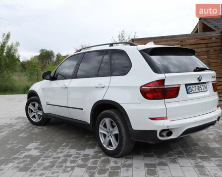 Белый БМВ Х5, объемом двигателя 3 л и пробегом 244 тыс. км за 17500 $, фото 1 на Automoto.ua