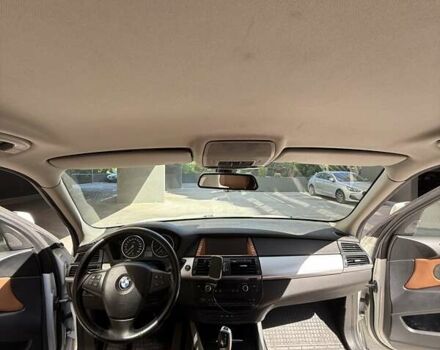 Белый БМВ Х5, объемом двигателя 2.98 л и пробегом 193 тыс. км за 15000 $, фото 13 на Automoto.ua