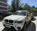 Белый БМВ Х5, объемом двигателя 2.98 л и пробегом 193 тыс. км за 15000 $, фото 1 на Automoto.ua
