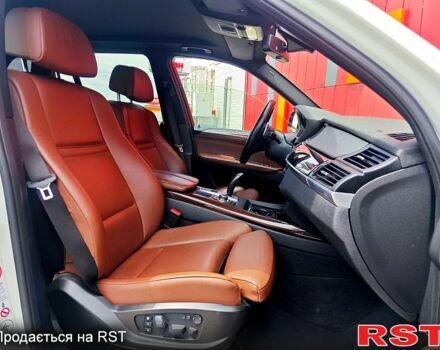 Білий БМВ Х5, об'ємом двигуна 3 л та пробігом 148 тис. км за 17000 $, фото 7 на Automoto.ua