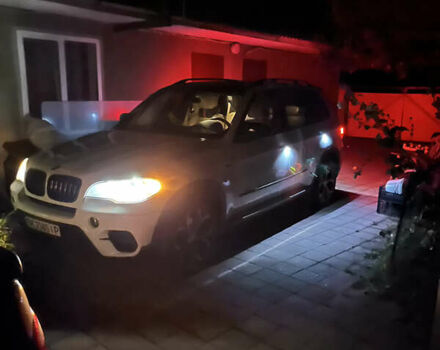 Белый БМВ Х5, объемом двигателя 3 л и пробегом 287 тыс. км за 19500 $, фото 13 на Automoto.ua