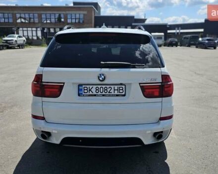 Белый БМВ Х5, объемом двигателя 3 л и пробегом 347 тыс. км за 17000 $, фото 6 на Automoto.ua
