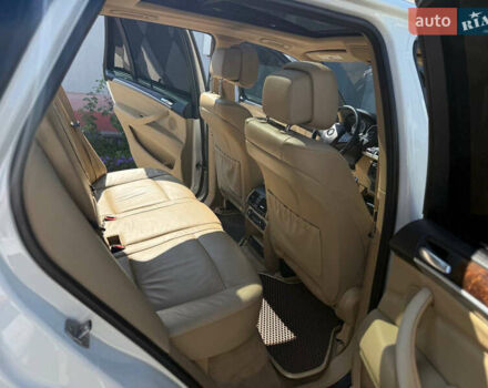 Белый БМВ Х5, объемом двигателя 3 л и пробегом 231 тыс. км за 11999 $, фото 27 на Automoto.ua