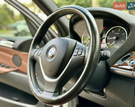 Белый БМВ Х5, объемом двигателя 3 л и пробегом 214 тыс. км за 18499 $, фото 38 на Automoto.ua