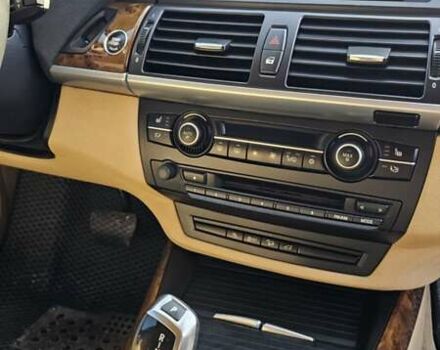 Белый БМВ Х5, объемом двигателя 3 л и пробегом 347 тыс. км за 17000 $, фото 11 на Automoto.ua