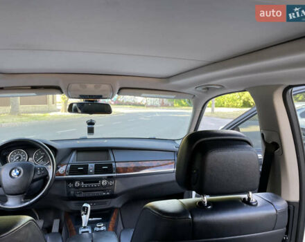 Белый БМВ Х5, объемом двигателя 3 л и пробегом 145 тыс. км за 19000 $, фото 15 на Automoto.ua