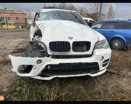 Белый БМВ Х5, объемом двигателя 3 л и пробегом 190 тыс. км за 7600 $, фото 2 на Automoto.ua