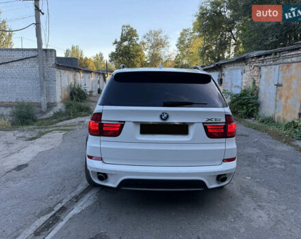 Белый БМВ Х5, объемом двигателя 3.5 л и пробегом 315 тыс. км за 18000 $, фото 7 на Automoto.ua