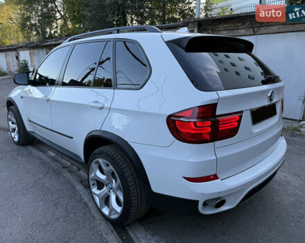 Белый БМВ Х5, объемом двигателя 3.5 л и пробегом 315 тыс. км за 18000 $, фото 5 на Automoto.ua