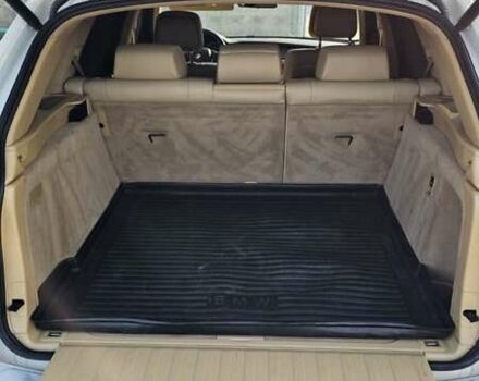 Белый БМВ Х5, объемом двигателя 3 л и пробегом 347 тыс. км за 17000 $, фото 13 на Automoto.ua