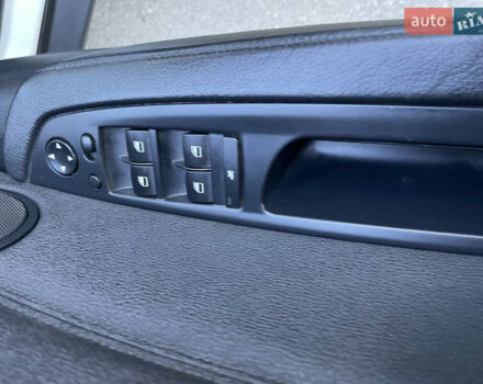 Белый БМВ Х5, объемом двигателя 3 л и пробегом 145 тыс. км за 19000 $, фото 21 на Automoto.ua