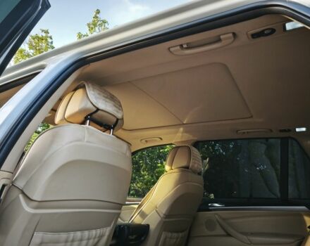 Белый БМВ Х5, объемом двигателя 3 л и пробегом 320 тыс. км за 15000 $, фото 16 на Automoto.ua