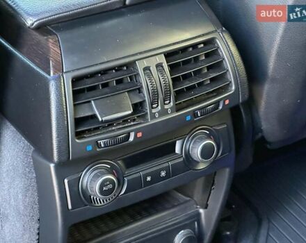 Белый БМВ Х5, объемом двигателя 3 л и пробегом 263 тыс. км за 17490 $, фото 7 на Automoto.ua
