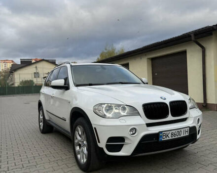 Білий БМВ Х5, об'ємом двигуна 2.99 л та пробігом 259 тис. км за 16000 $, фото 54 на Automoto.ua