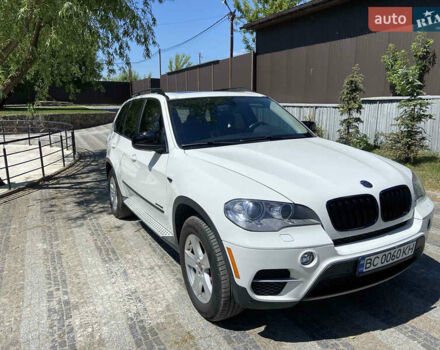 Білий БМВ Х5, об'ємом двигуна 2.99 л та пробігом 200 тис. км за 17100 $, фото 7 на Automoto.ua