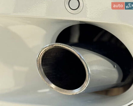 Белый БМВ Х5, объемом двигателя 3 л и пробегом 231 тыс. км за 11999 $, фото 19 на Automoto.ua