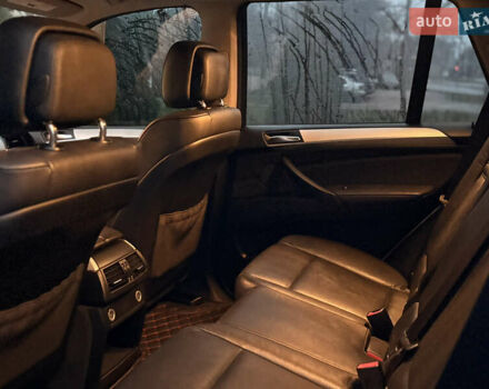 Белый БМВ Х5, объемом двигателя 3 л и пробегом 264 тыс. км за 10900 $, фото 5 на Automoto.ua