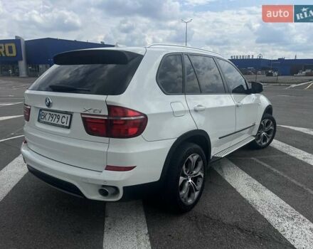 Белый БМВ Х5, объемом двигателя 3 л и пробегом 189 тыс. км за 21500 $, фото 13 на Automoto.ua