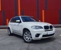 Белый БМВ Х5, объемом двигателя 3 л и пробегом 148 тыс. км за 17000 $, фото 1 на Automoto.ua