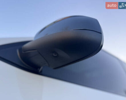 Белый БМВ Х5, объемом двигателя 3 л и пробегом 234 тыс. км за 15800 $, фото 53 на Automoto.ua