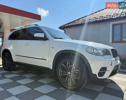 Белый БМВ Х5, объемом двигателя 3 л и пробегом 231 тыс. км за 12999 $, фото 14 на Automoto.ua
