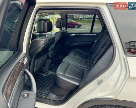 Білий БМВ Х5, об'ємом двигуна 3 л та пробігом 162 тис. км за 22500 $, фото 23 на Automoto.ua