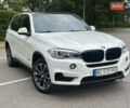 Белый БМВ Х5, объемом двигателя 3 л и пробегом 185 тыс. км за 26300 $, фото 2 на Automoto.ua